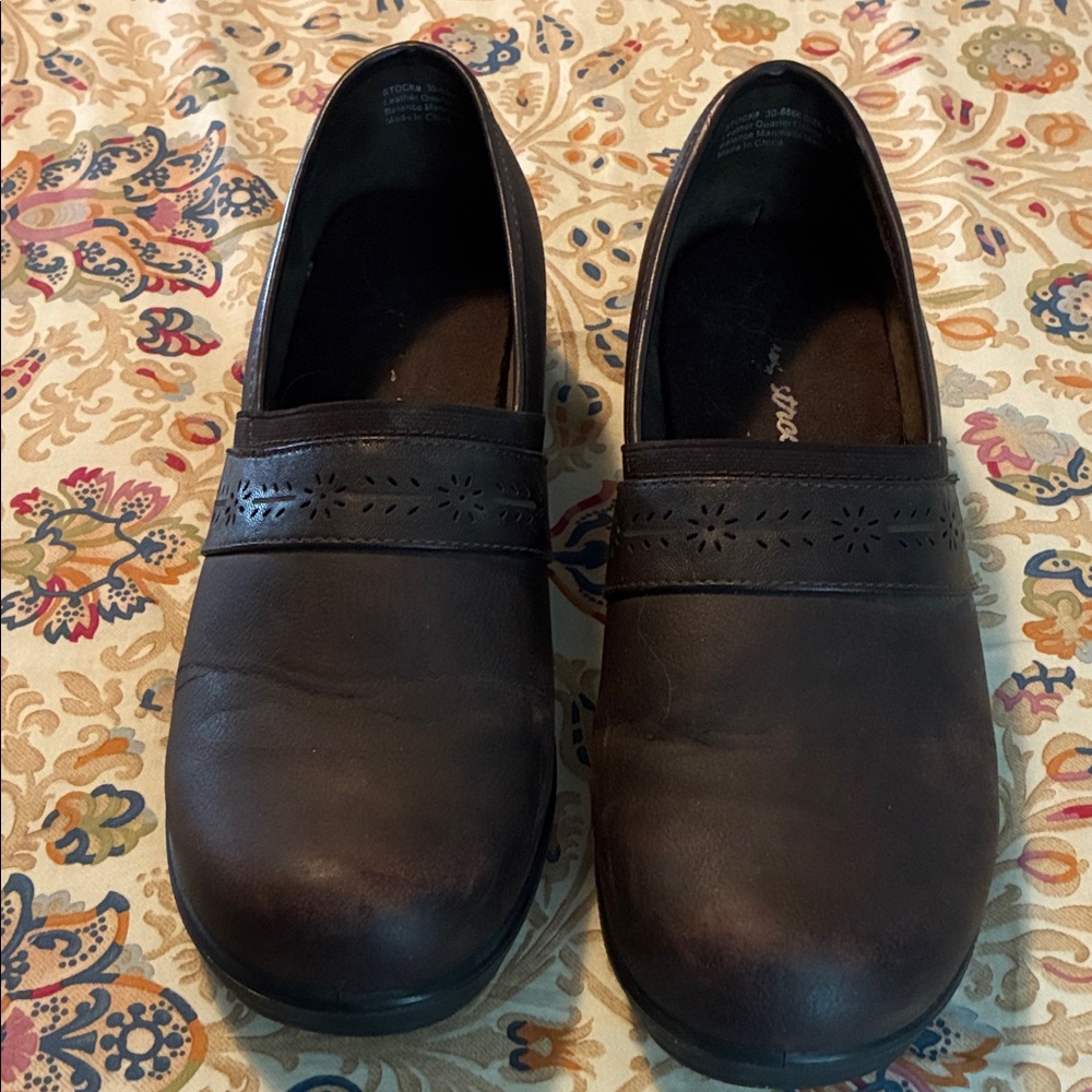 Womens Brown Leather Slip-On Shoes